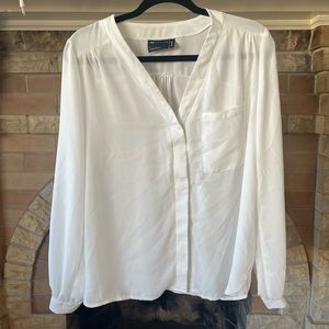 ASOS WHITE BUTTON UP BLOUSE